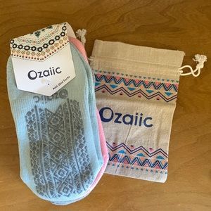 Ozaiic Yoga/Barre Class Anti-Skid Socks. 3 pack.